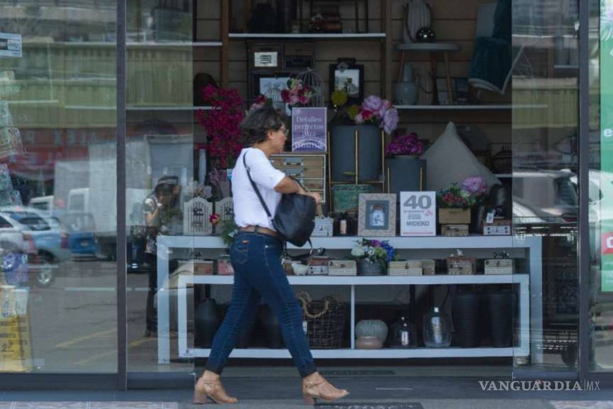 Consumo privado se estancó en primer trimestre del año, aún desde antes del coronavirus