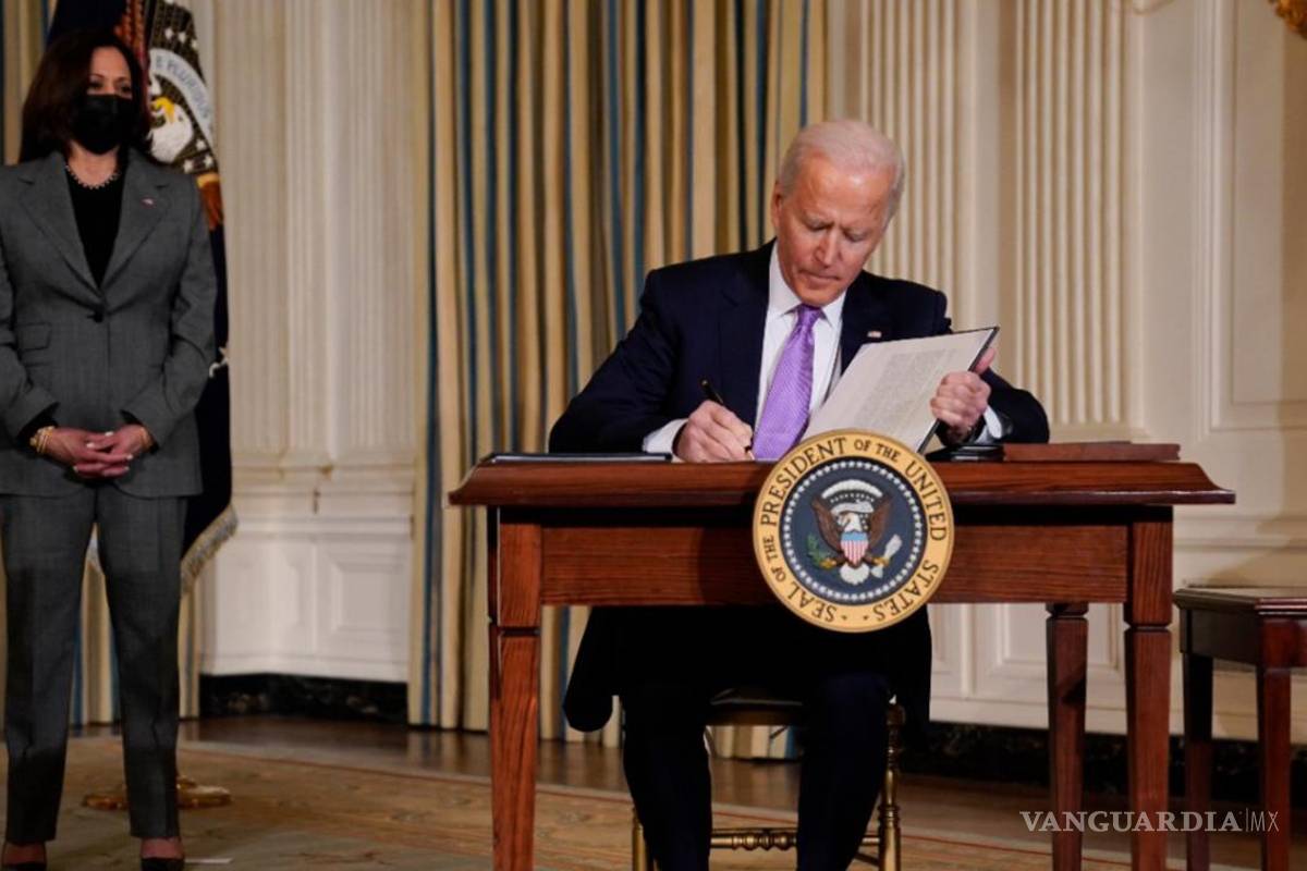 Emite Joe Biden órdenes ejecutivas contra la desigualdad racial