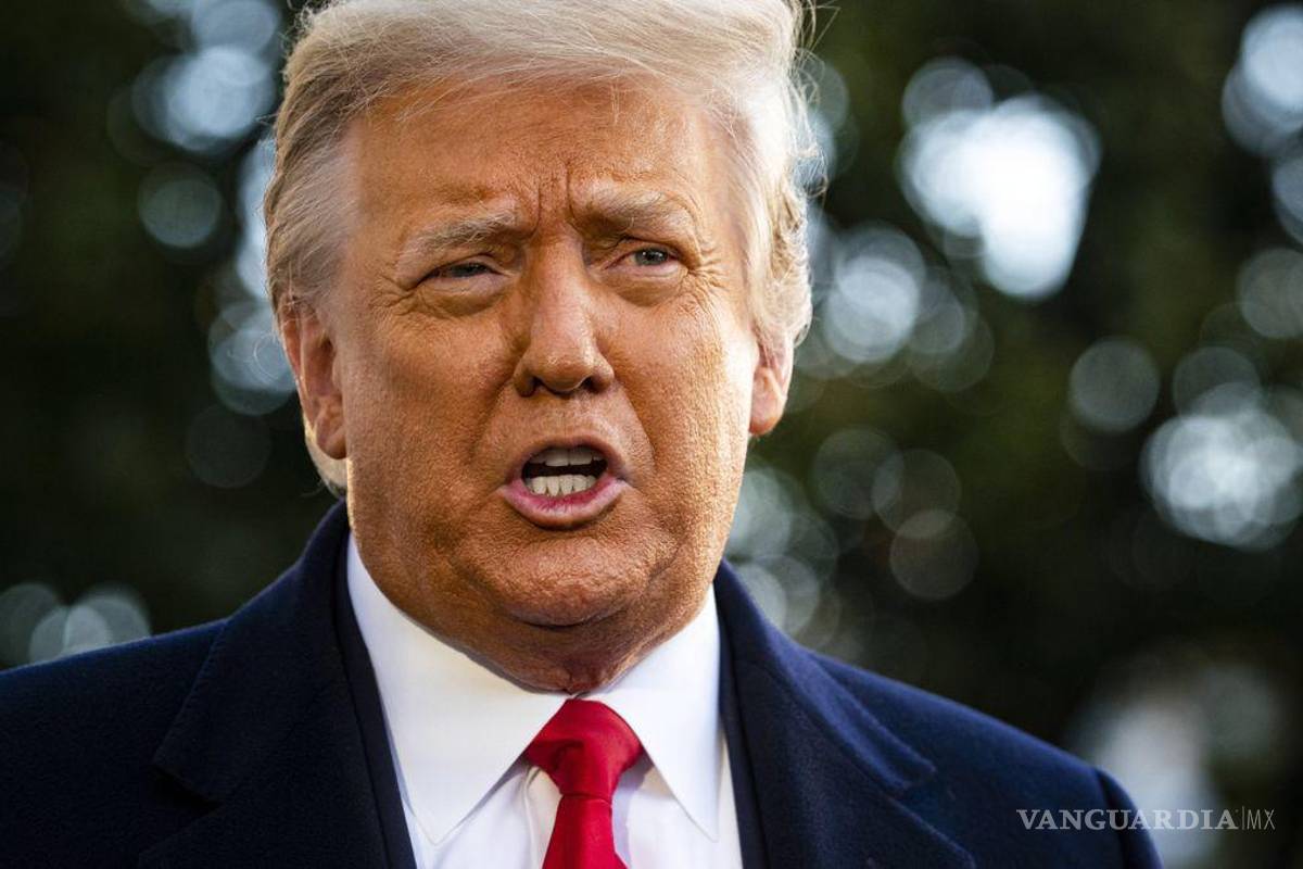 Retirada de Afganistán es vergonzosa, acusa Trump; pide dimisión de Biden