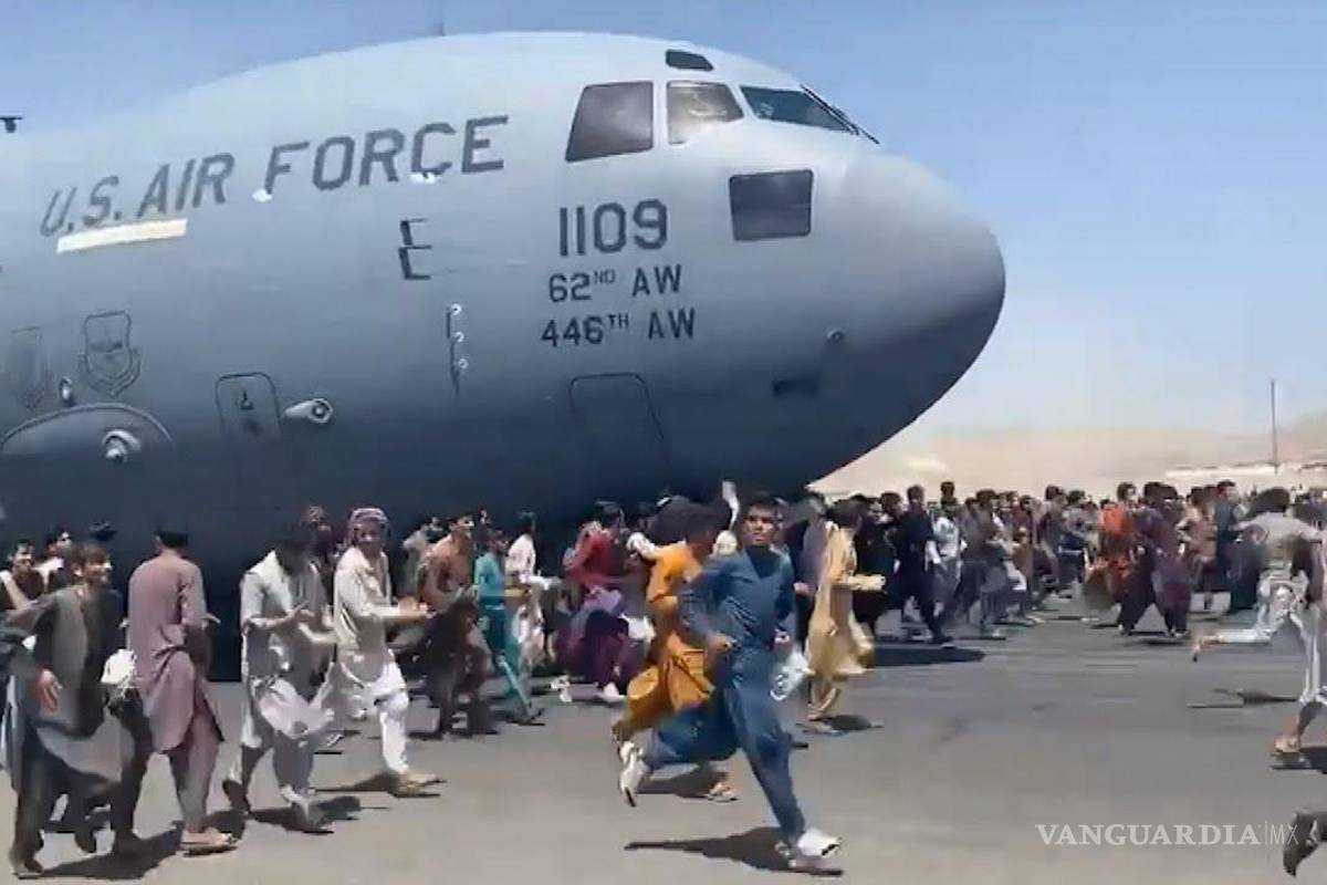 EU busca desalojar hasta 9 mil personas diariamente de Afganistán hasta el 31 de agosto