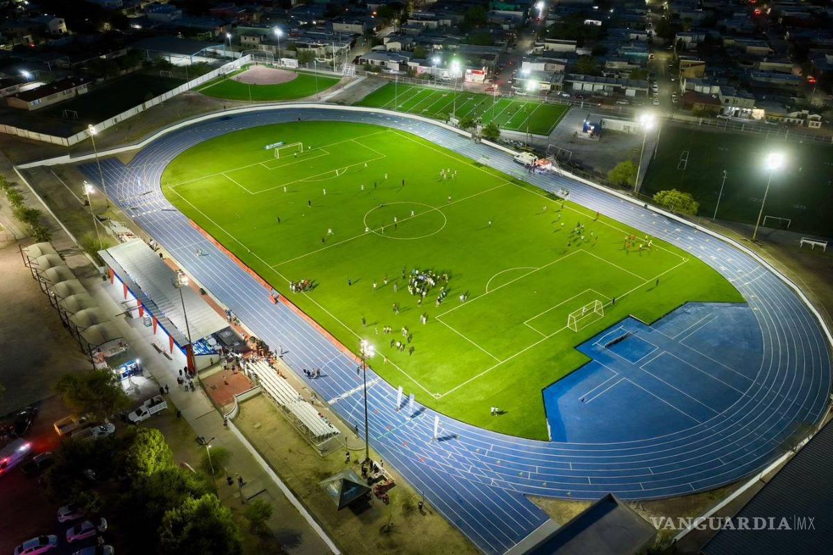 Entrega Alcalde la Unidad Deportiva de Monclova completamente remodelada