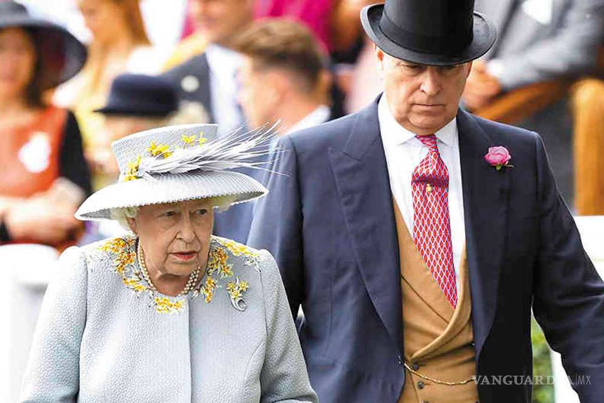 ¿'Tambalea' la monarquía? El Príncipe Andrés es acusado formalmente de agresión sexual