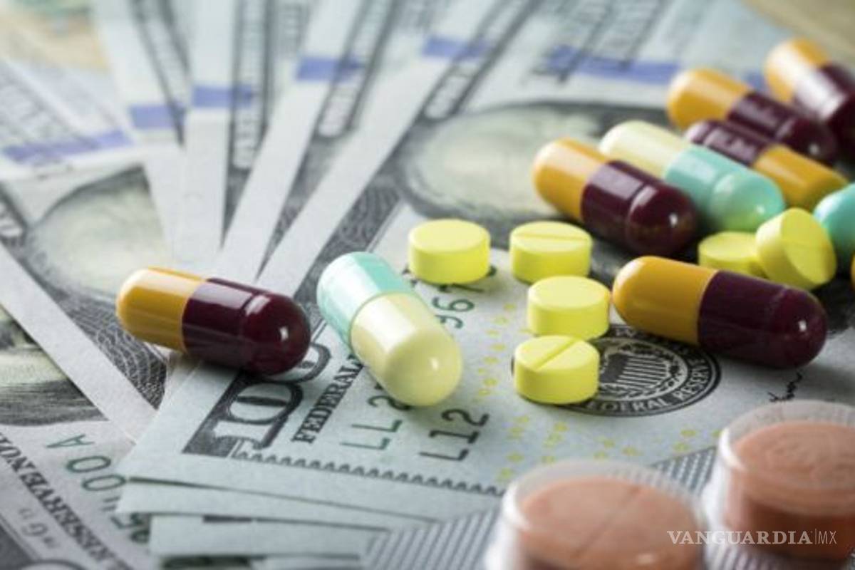En la pandemia, farmacéuticas han ganado 152 mil mdd