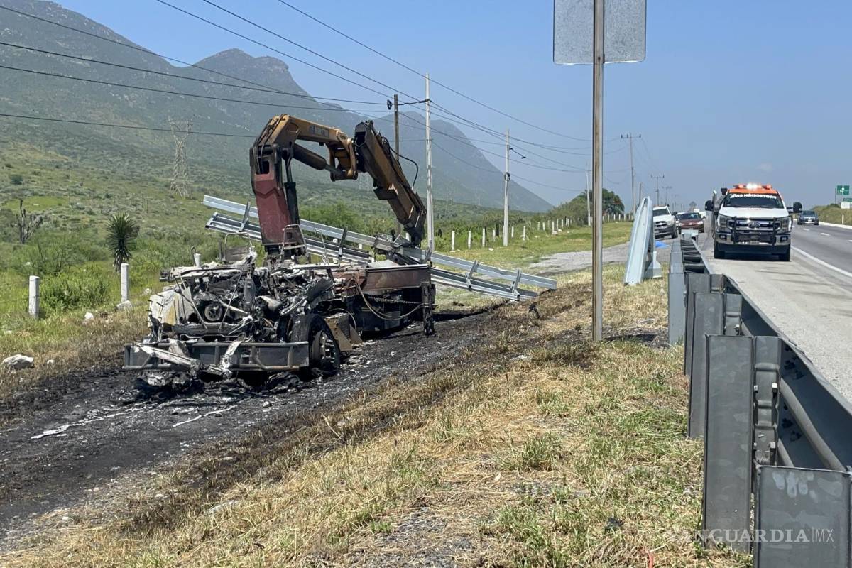 Fallece trabajador por quemaduras tras recibir descarga en carretera Monterrey-Saltillo