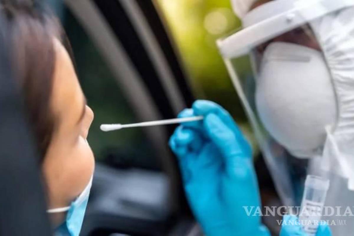 De las 400 pruebas COVID-19 que se solicitan al día en Sureste de Coahuila, la mitad son positivos