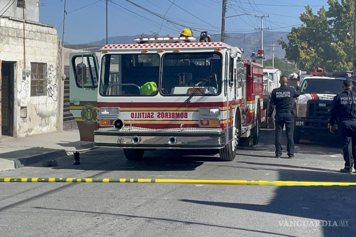 Queman casa en la colonia Panteones, en Saltillo