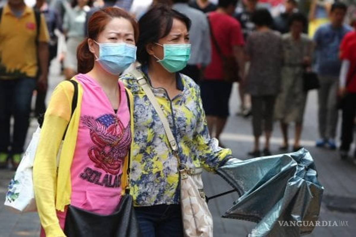 Mil 700 posibles casos de infección relacionados con el nuevo virus en China
