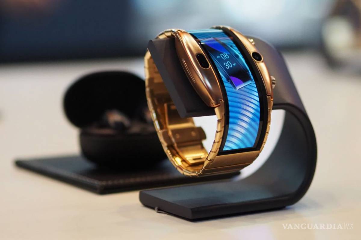 $!Nubia Alpha, el celular flexible que se enrolla en la muñeca como si fuera una pulsera