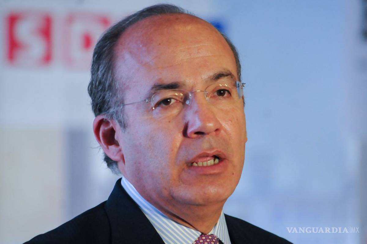 Estudiantes reprueban visita de Felipe Calderón al Tecnológico de Monterrey