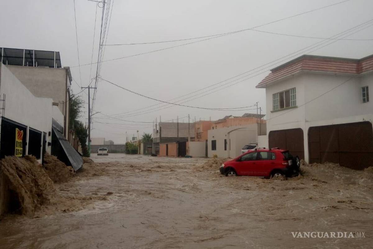 Lluvia afecta a vecinos de la colonia El Campanario, al norte de Saltillo (contiene audios)