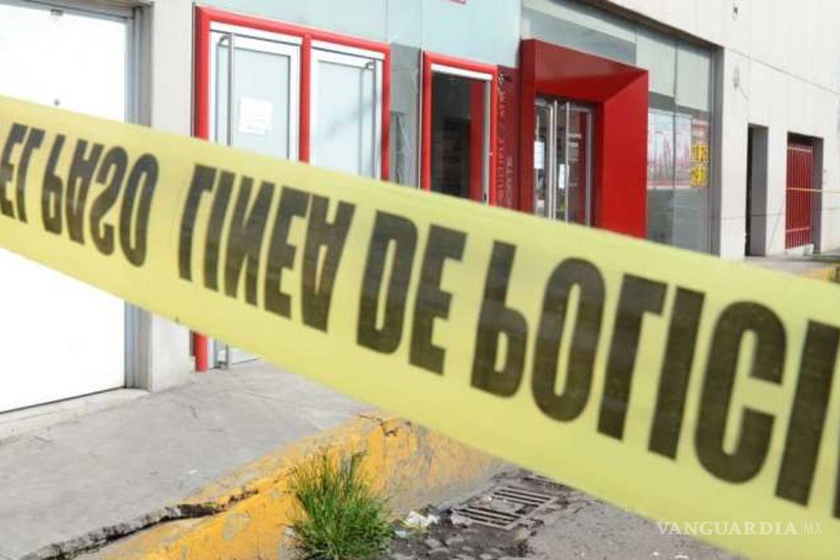 A empleada de banco le ponen cinturón bomba y así roban 10 millones en CDMX