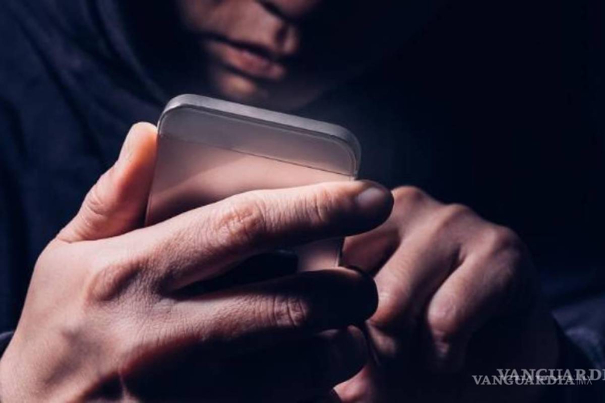 ¿Los conoces? Jóvenes saltillenses denuncian que perfil de Facebook las busca y ‘enamora’; temen robo de Identidad