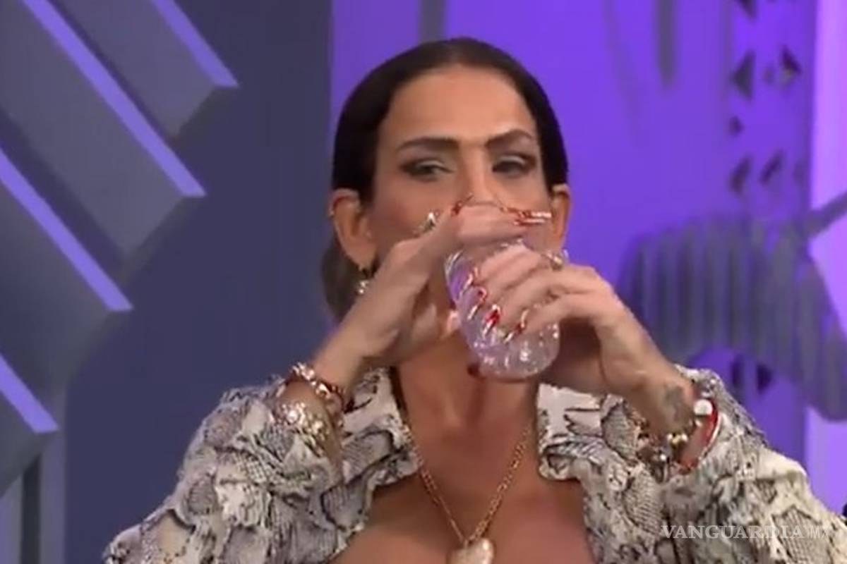 $!Niurka le escupe a Yolanda Andrade y Montserrat Oliver