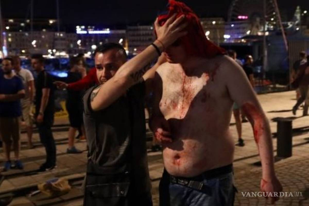 Sigue la violencia en la Euro; se enfrentan ingleses y rusos (VIDEO)