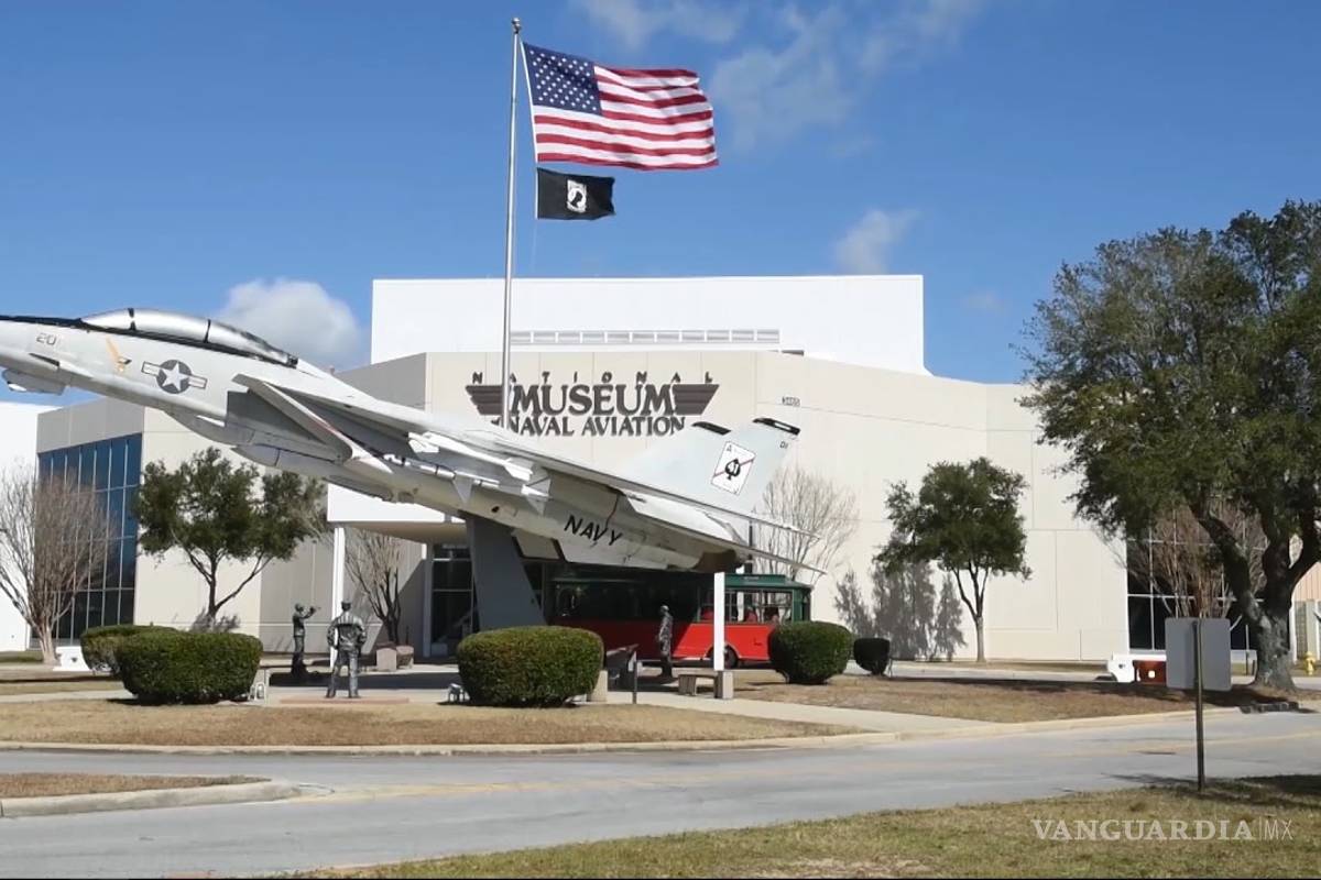 Reportan al menos 10 heridos en un tiroteo en una base aérea naval en Florida, EU
