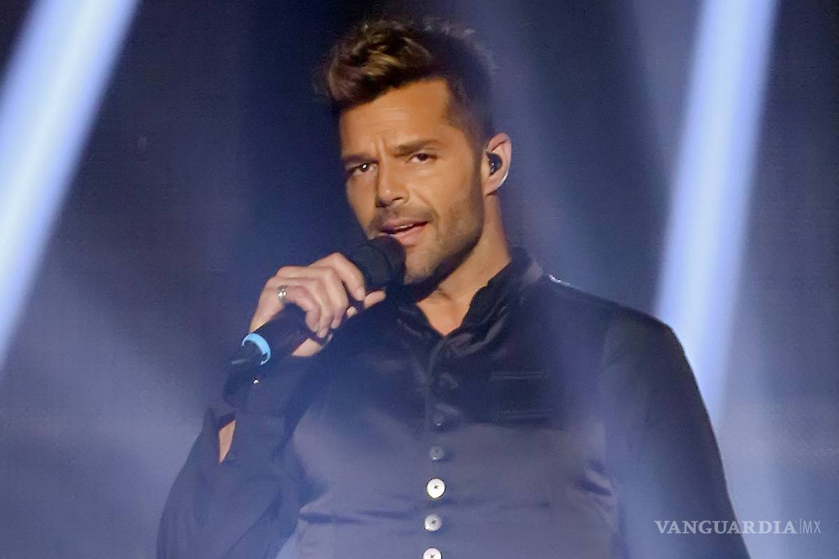 Ricky Martin agradece apoyo ante enfermedad de su padre