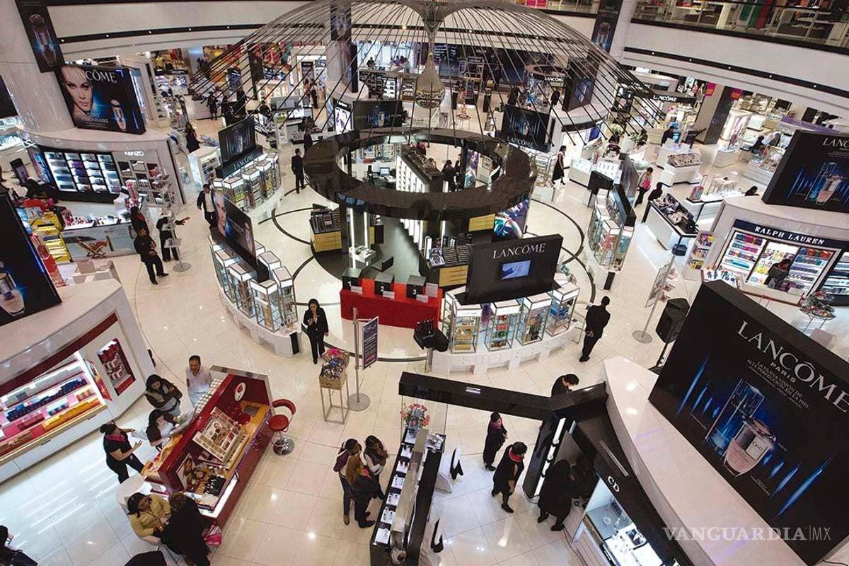 Caen ventas al menudeo en junio; ropa y bisutería las que más retrocedieron