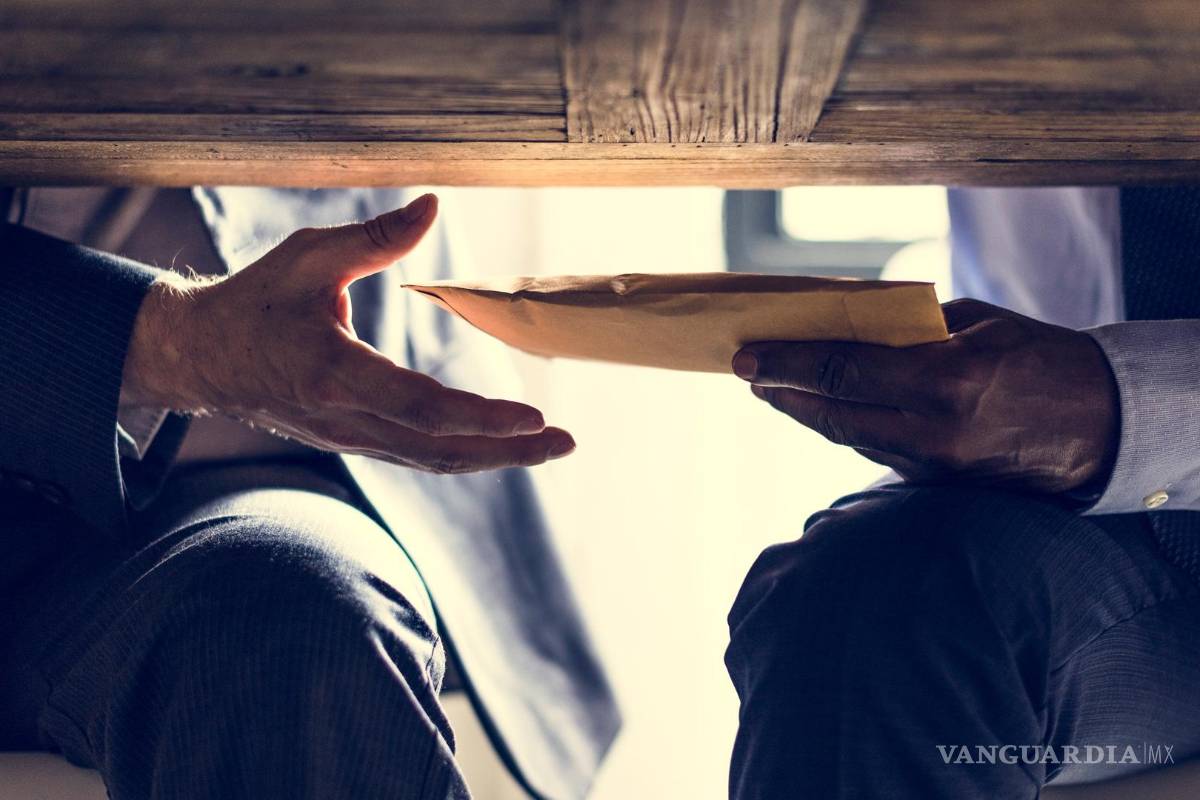 Los casos de corrupción que marcaron al 2021, la mitad del camino en el sexenio de AMLO: MCCI