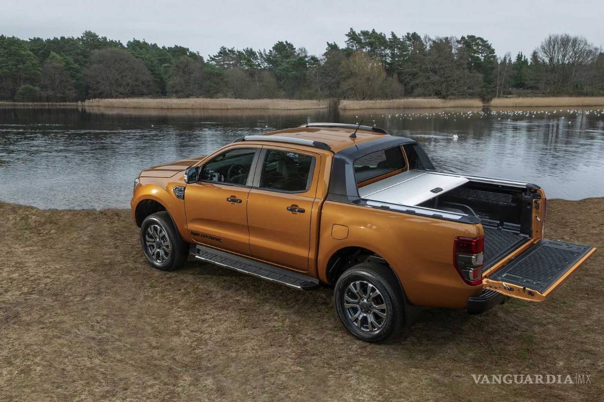 $!La pick up Ford Ranger muestra su fuerza, arrastrando 15 cámpers con facilidad