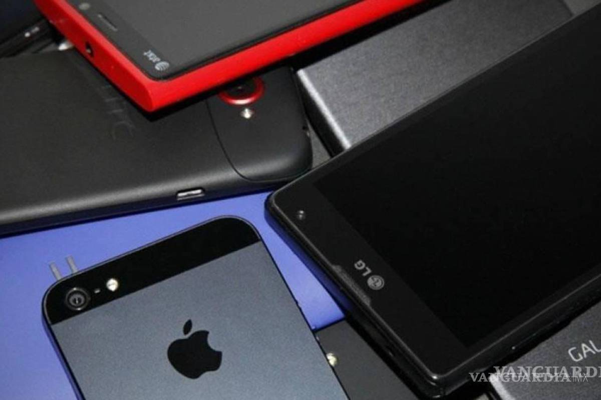 ¿Por qué los mexicanos dejaron de comprar celulares en Telcel y AT&amp;T?