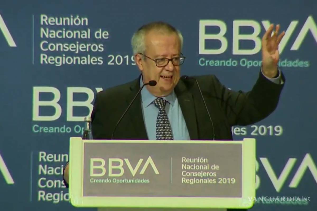 México debe ir hacia una economía sin dinero en efectivo: SHCP