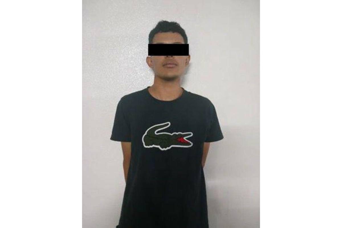 Detienen a joven de 20 años con sustancias ilícitas, en Santa Catarina, Nuevo León