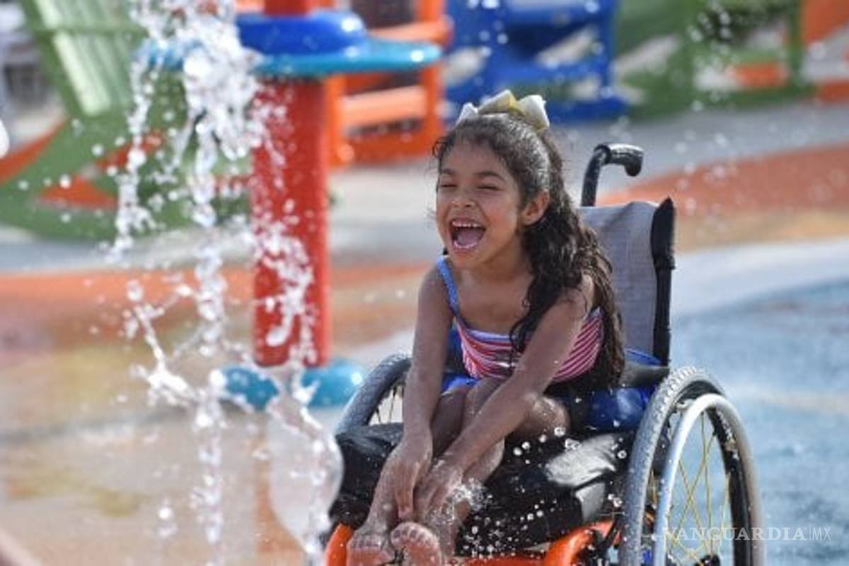 Abren el primer parque acuático para niños con discapacidad