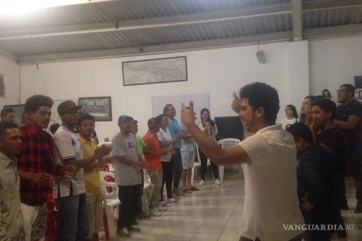 Llevan canto a Casa del Migrante de Saltillo