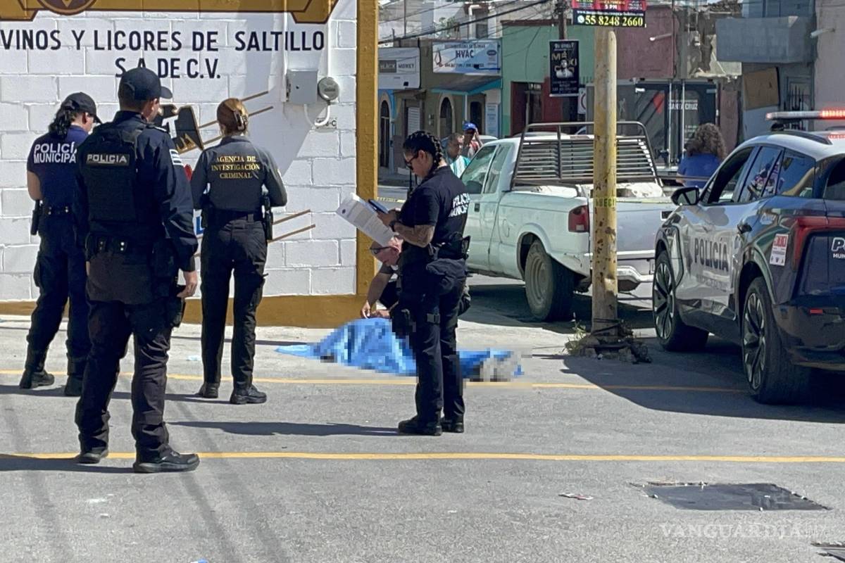 Localizan a persona sin vida y con golpes en el Centro de Saltillo