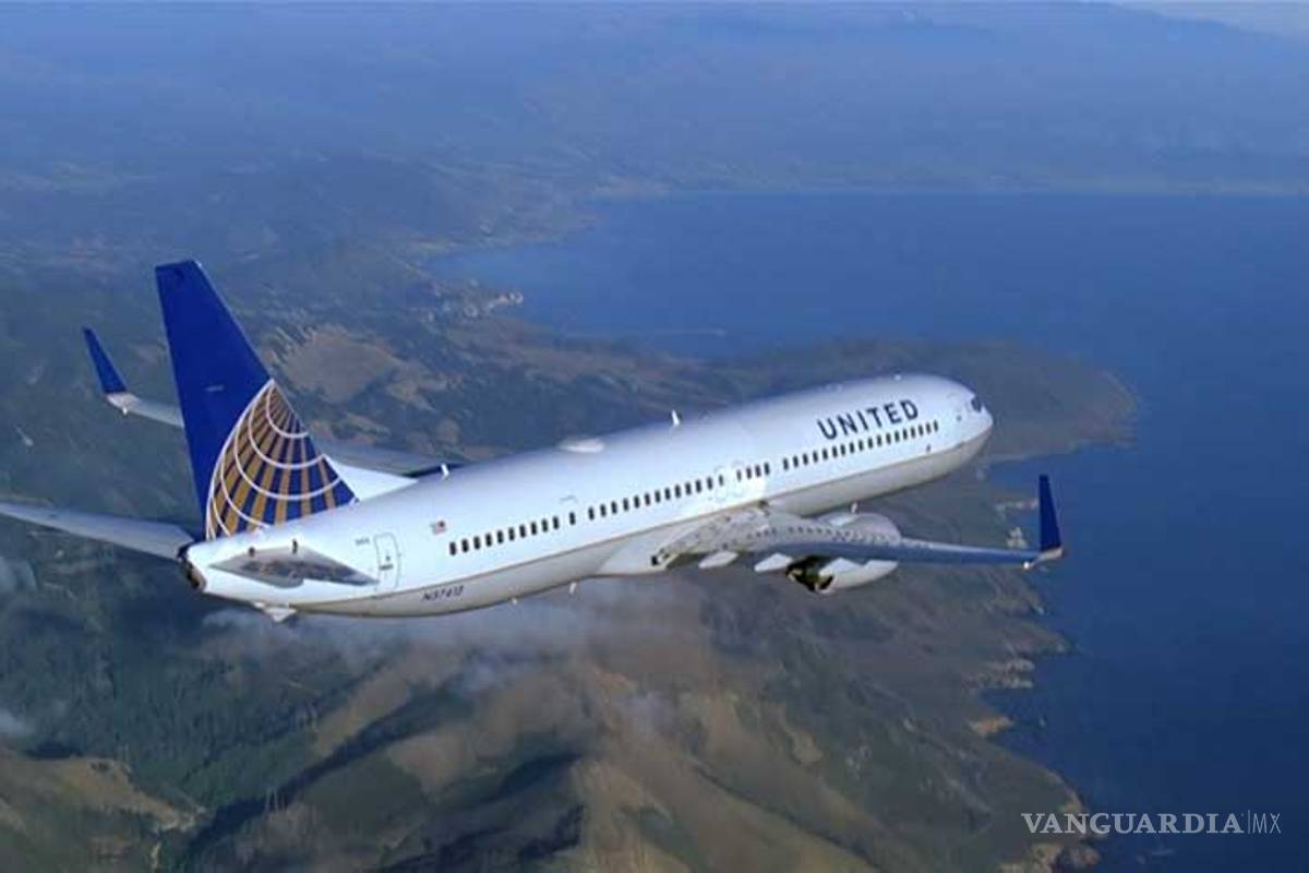 El avión de United Airlines que voló cuatro horas a ninguna parte