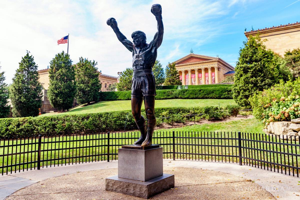 Stallone quiere estatua de Kobe Bryant junto a la de Rocky en Filadelfia