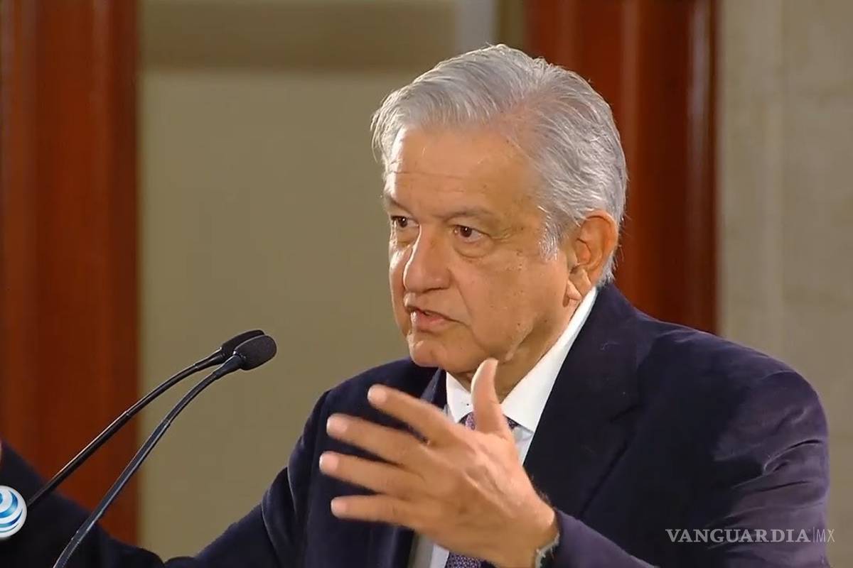 AMLO firma memorándum para sustituir al seguro popular con Instituto de Salud para el Bienestar