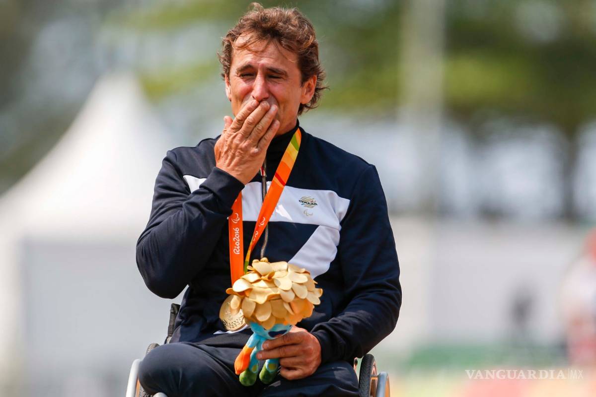 Alex Zanardi, el atleta que ganó medalla el mismo día en que perdió las piernas hace 15 años