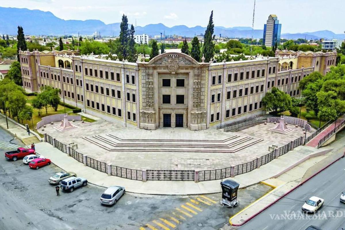 Exigen alumnos del Tec Saltillo que mejoren instalaciones del campus; se reúnen con dirección del plantel