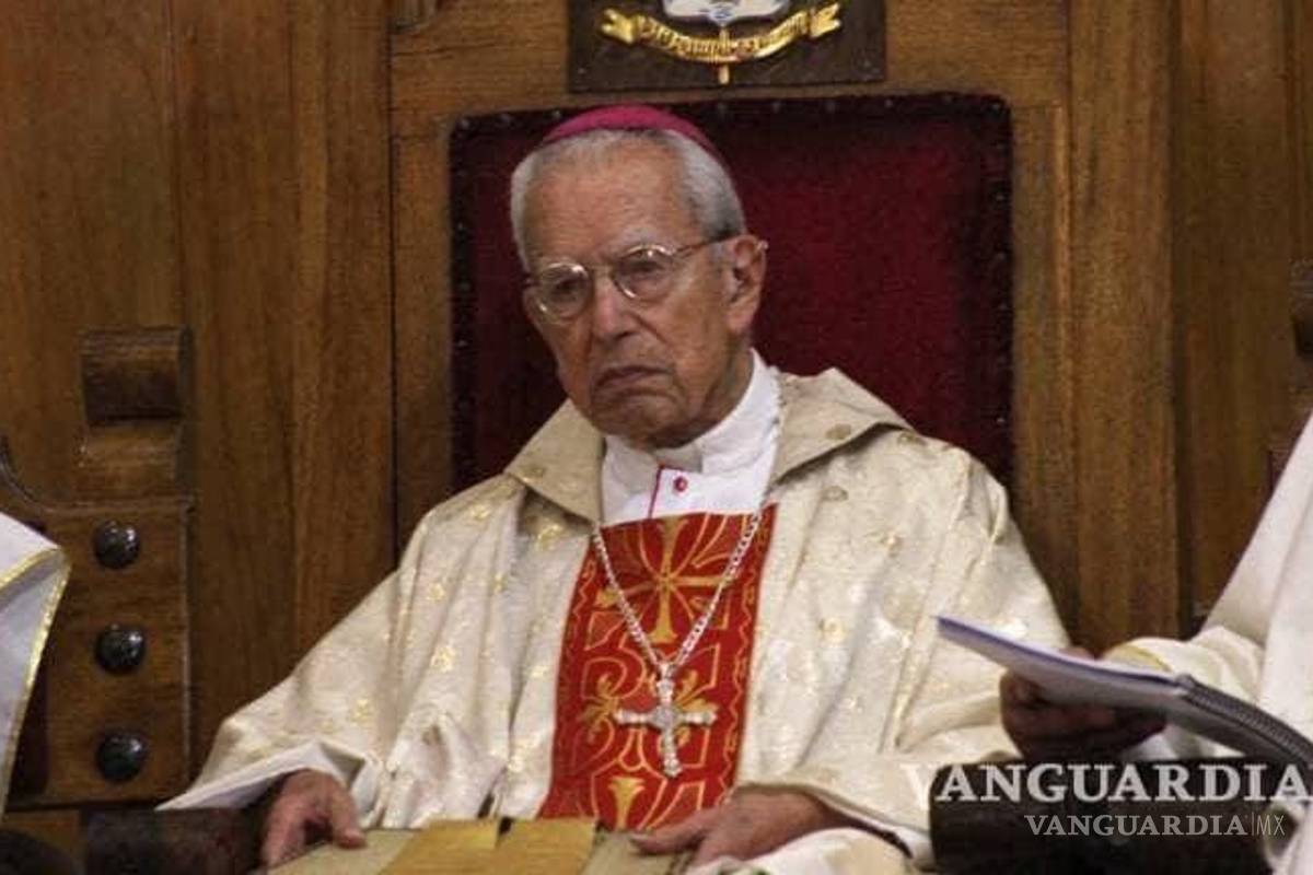 Hospitalizan en Saltillo al Monseñor Francisco Villalobos por complicaciones de salud