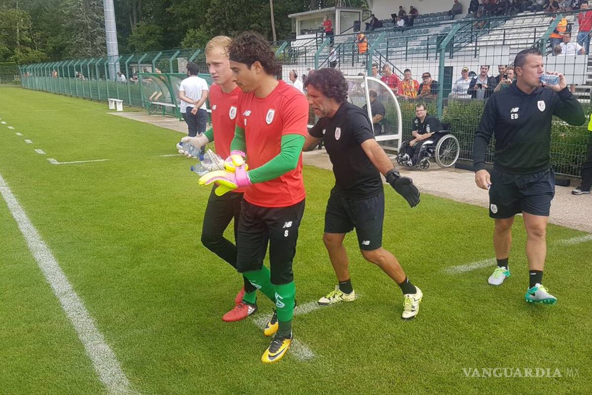 Guillermo Ochoa debuta con victoria en Bélgica