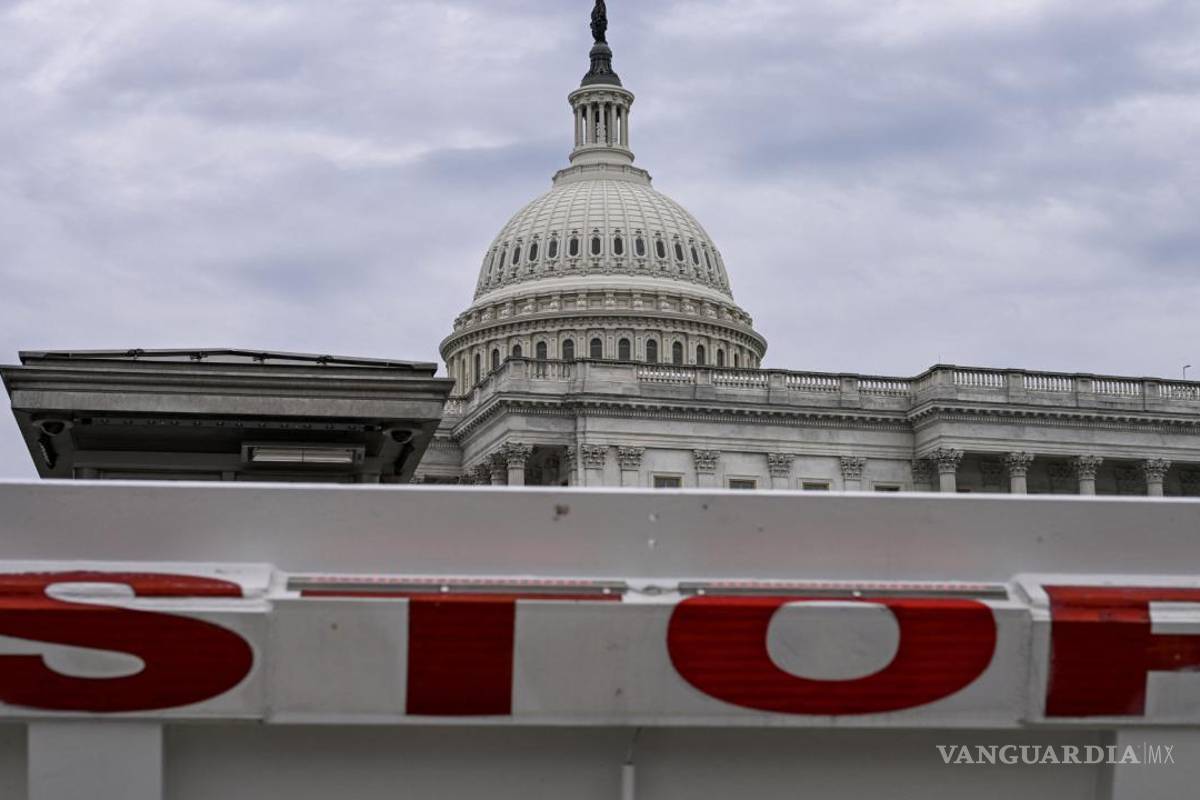 Fracasa medida para pagar a empleados federales en cierre de Gobierno de EU