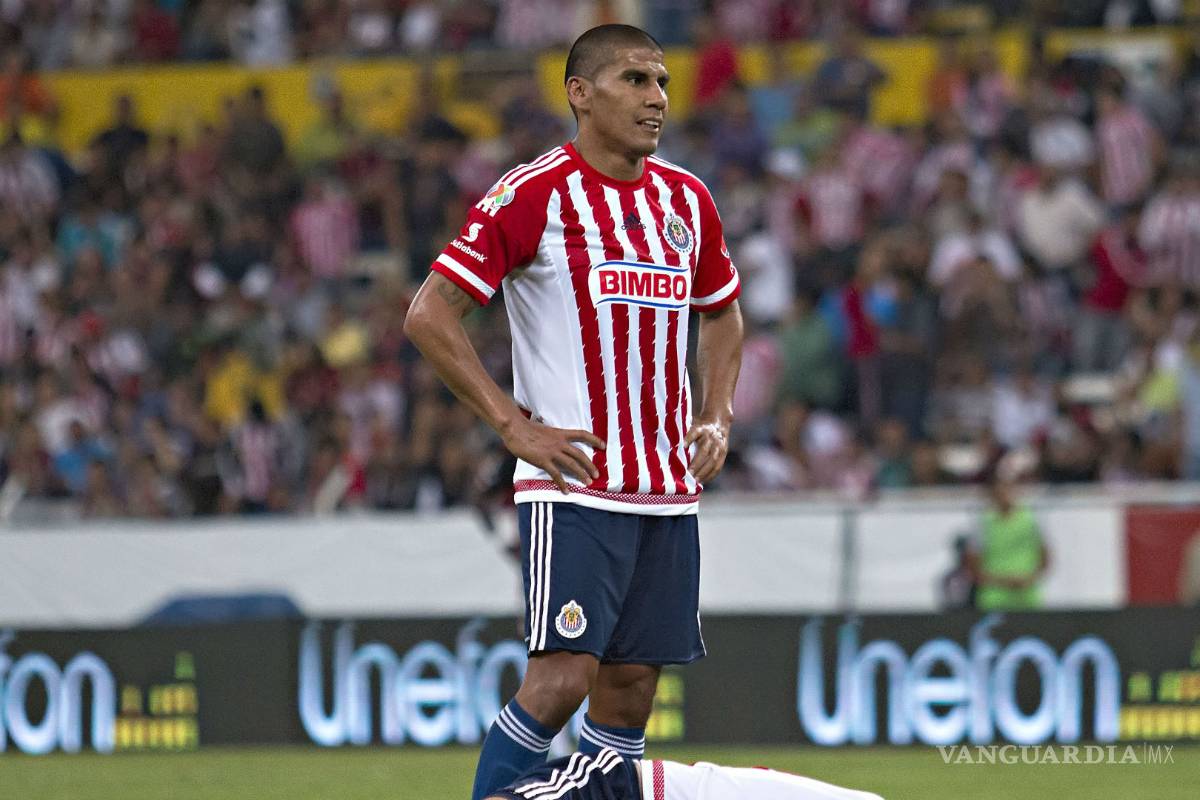 Yo soy el culpable de la mala racha de Chivas, señala Carlos Salcido