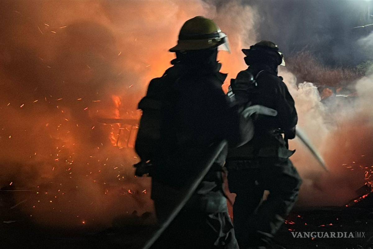 Consume incendio un tejabán en Saltillo; investigan presuntas brasas encendidas