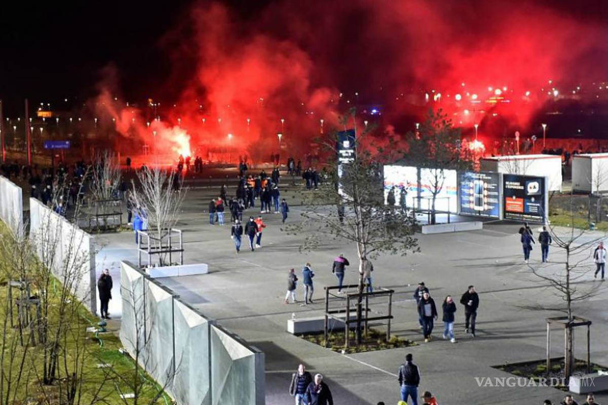 UEFA condena al Lyon por culpa de su afición