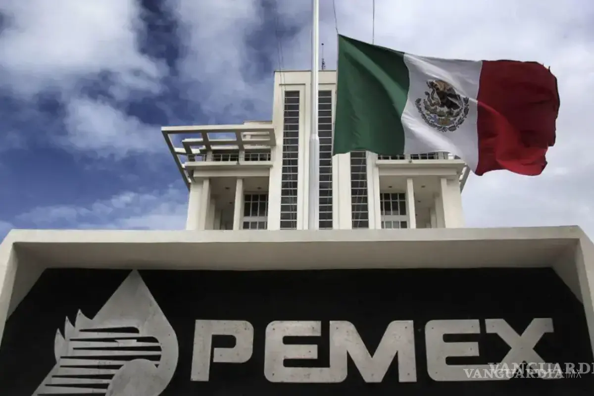 Busca Pemex exportar a Asia y Europa para sustituir exportaciones a EU, revelan fuentes a agencia