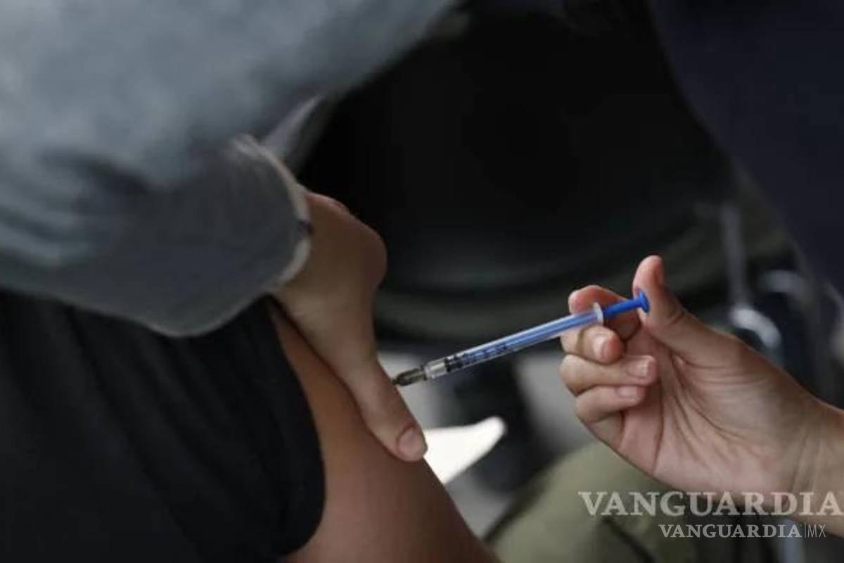 Inicia aplicación de 3era dosis a adultos mayores de Saltillo