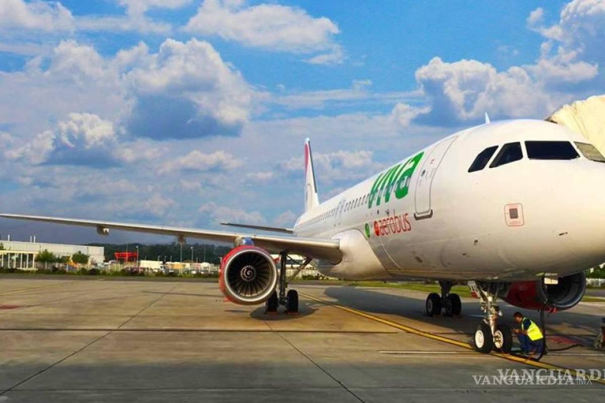 Periodista acusó a Viva Aerobús de no permitirle recuperar su bolso que olvidó en el avión