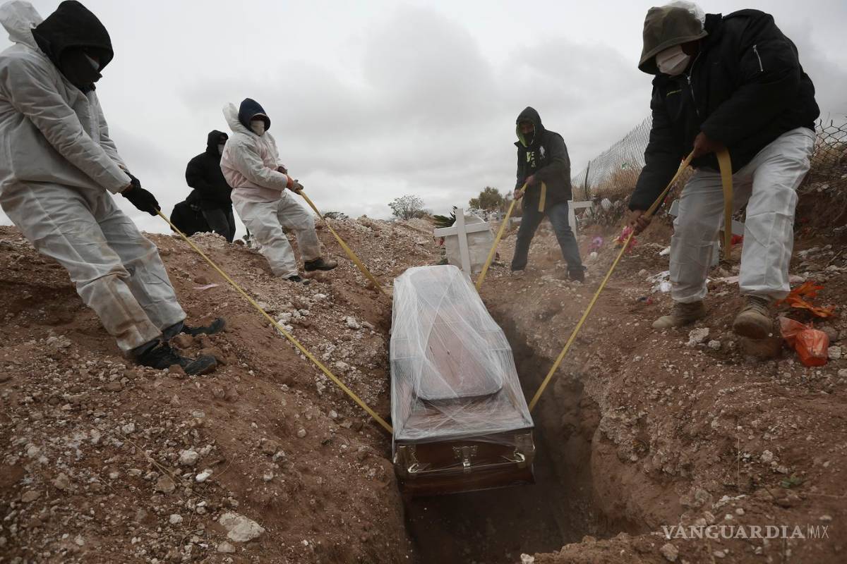 Cementerios de la CDMX casi saturados, por nuevo pico de muertes por COVID