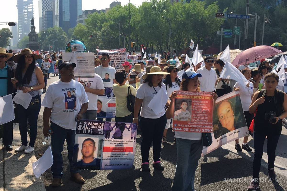 Madres de desaparecidos de Piedras Negras en la V Marcha de la Dignidad Nacional
