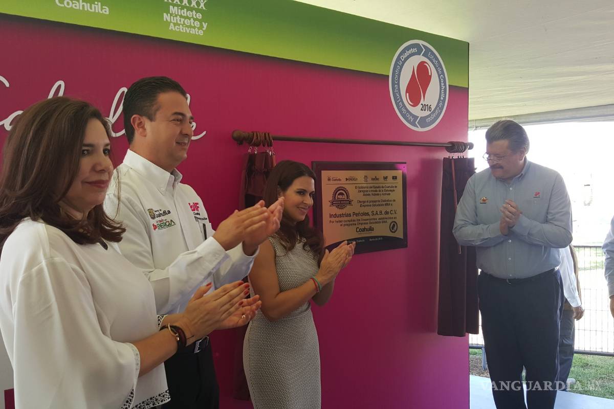 Entregan distintivo de empresa saludable a Industrias Peñoles