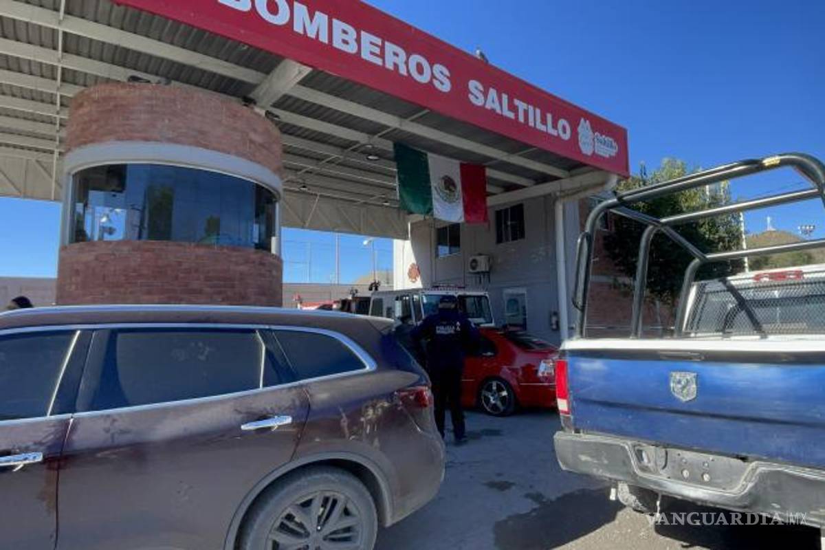 $!Estación de Bomberos de la colonia Guayulera, donde fue trasladado un hombre que ya no presentaba signos vitales.