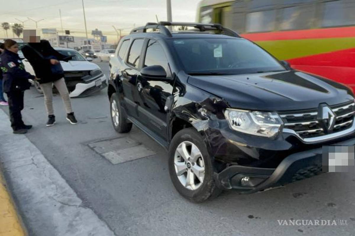 $!Conductores afectados dieron aviso a sus aseguradoras para la valoración de los daños.