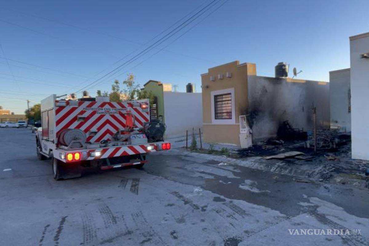 $!Habitantes lograron controlar el siniestro antes de la llegada de los cuerpos de emergencia.