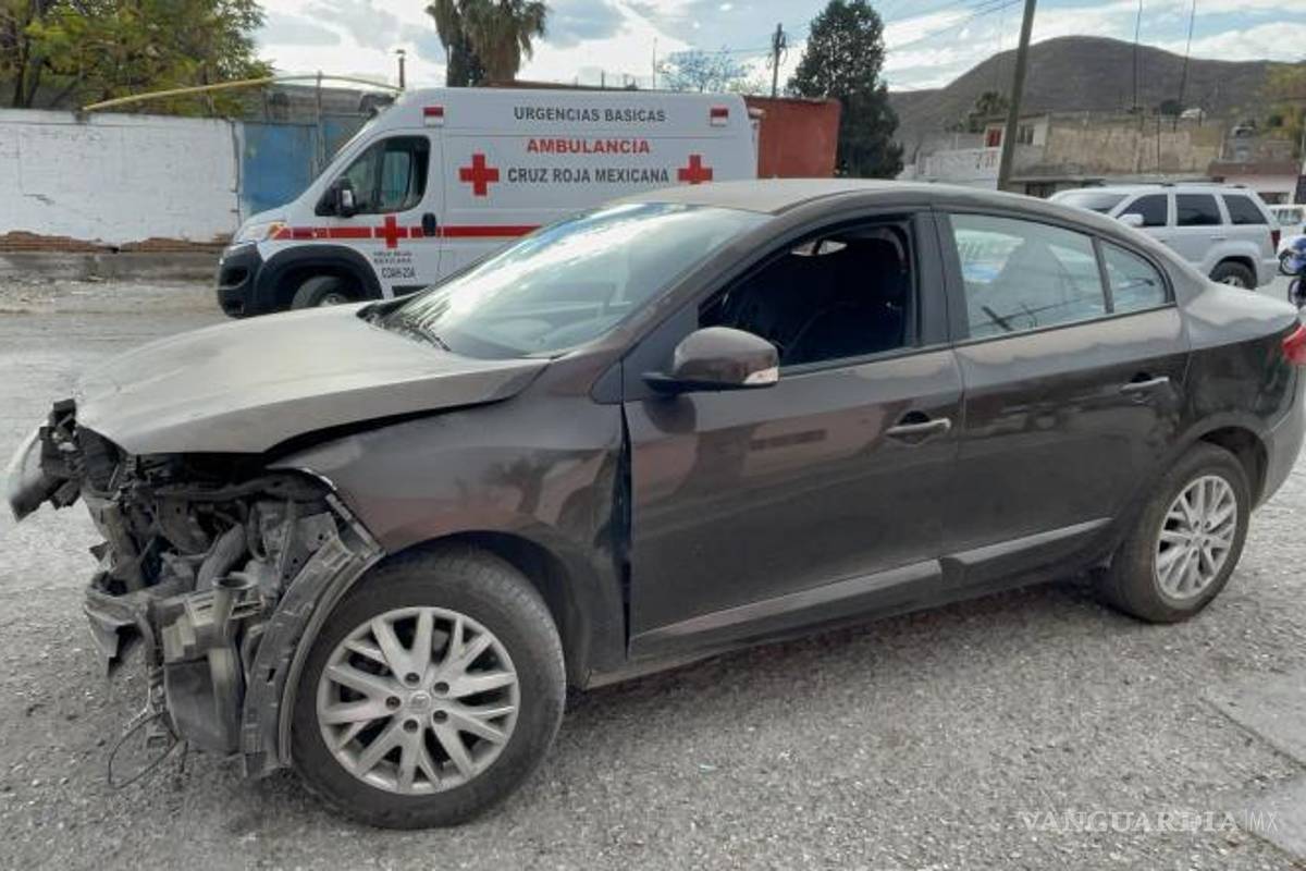 $!El vehículo responsable circulaba por la calle Sóstenes Rocha.